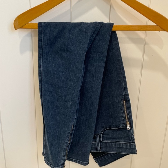 JBrand Tali Jeans - Picture 8 of 8